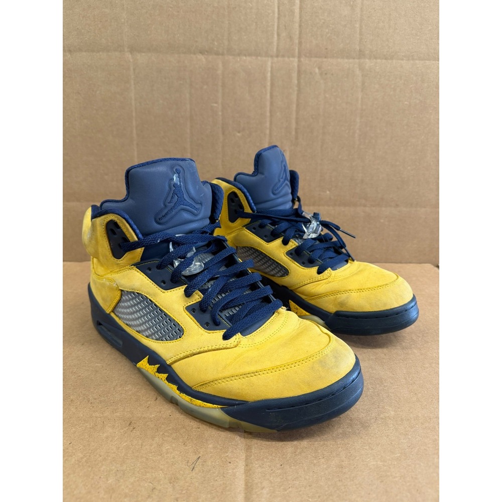 Air Jordan 5 Retro SP Michigan 2019 High Top Sneakers CQ9541-704 Size 12 US